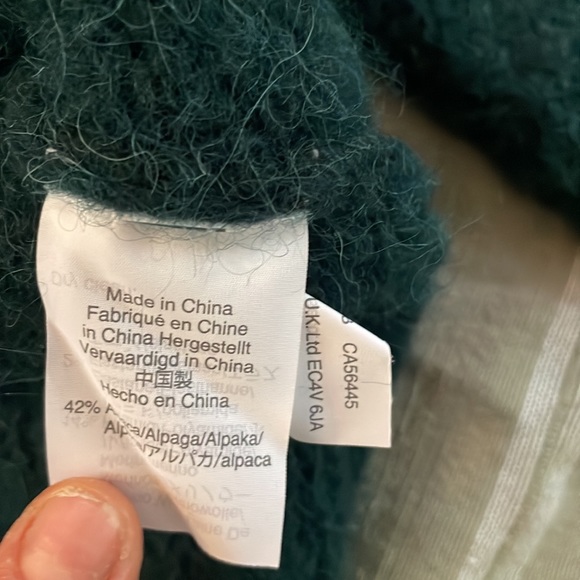 Cozy J Crew forest green alpaca jewel tone sweater! - Picture 5 of 6